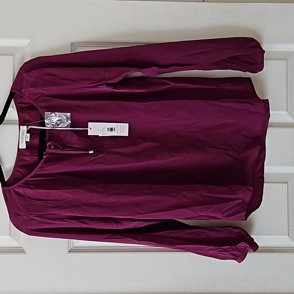 Yumi Kim,NWT, Burgundy Red Long Sleeve Tie Neck High Line Top Size…